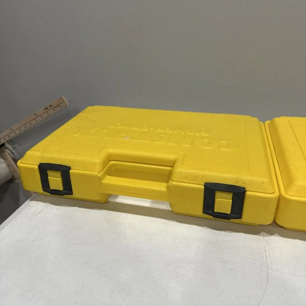 VINTAGE 1983 FISHER PRICE CONSTRUX CREATIVE BUILDING PARTS YELLOW CASE LOT OF 2